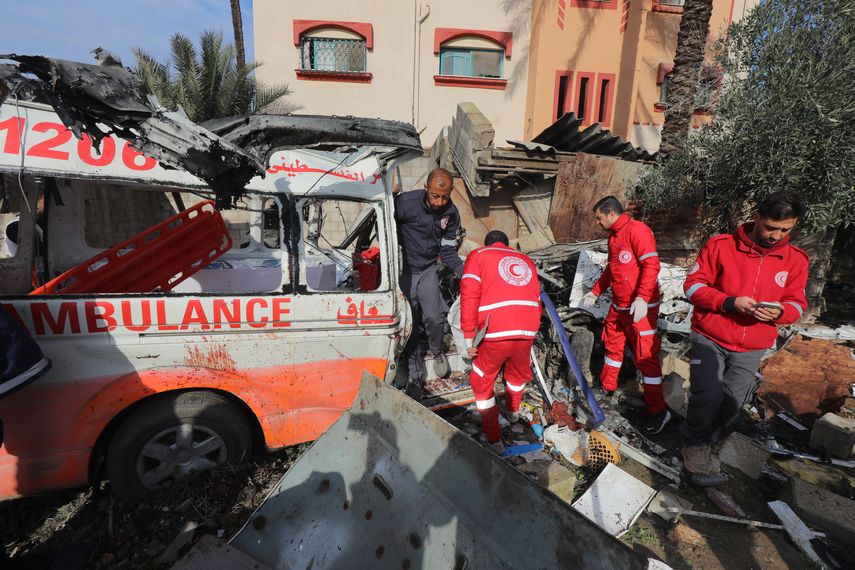 Israel ataca el sur de Gaza en medio de la gira de Blinken