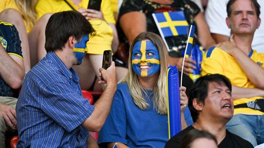 El Parlamento de Suecia ha aprobado de forma unánime esta semana prohibir los matrimonios entre primos de primer grado y otros parientes cercanos, una ley que entrará en vigor a partir del próximo 1 de julio. El Parlamento de Suecia ha aprobado de forma unánime esta semana prohibir los matrimonios entre primos de primer grado y otros parientes cercanos, una ley que entrará en vigor a partir del próximo 1 de julio.