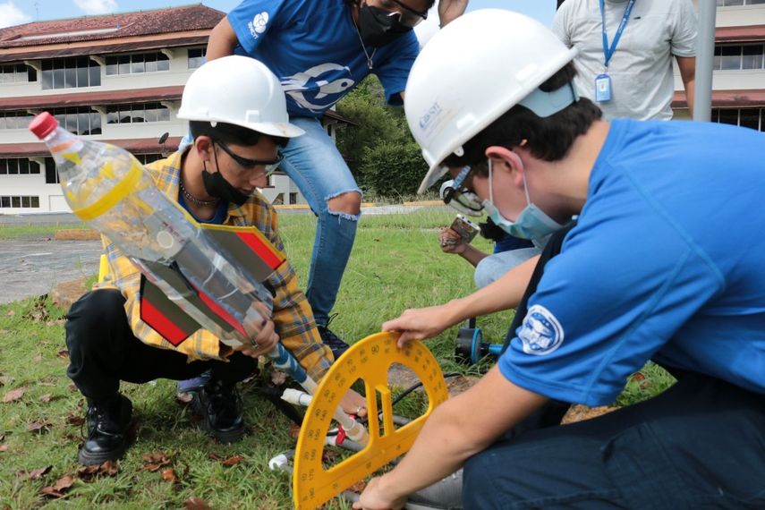 El estudiante de El Macano en Boquerón Chiriquí, será el líder del equipo de Panamá en la Olimpiada Latinoamericana de Astronomía y Astronáutica en octubre, a quien le acompañarán otros dos estudiantes del país.