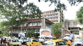 El Instituto Oncológico Nacional (ION) informó que activó mecanismos de gestión administrativa y financiera para garantizar la continuidad en la atención de los pacientes, tras el reciente incremento en los costos de insumos médicos esenciales, particularmente soluciones salinas y dextrosa.