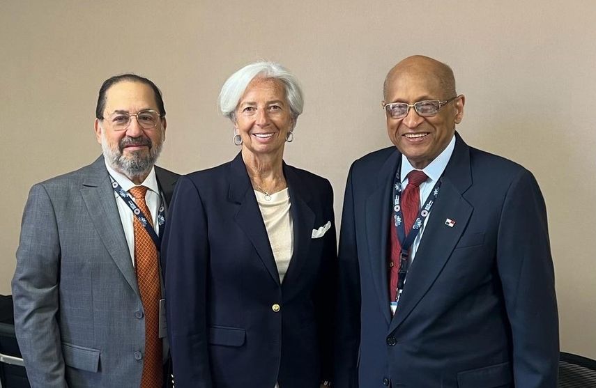 El ministro de Economía y Finanzas de Panamá, Héctor Alexander, junto a la presidenta del Banco Central Europeo y exdirectora del FMI, Christine Lagarde. El ministro de Economía y Finanzas de Panamá, Héctor Alexander, junto a la presidenta del Banco Central Europeo y exdirectora del FMI, Christine Lagarde.