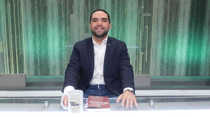 Roberto Zúñiga: La Asamblea Nacional tiene que cambiar