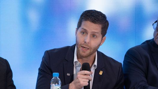 El alcalde Mayer MIzrachi denunció recortes en los fondos del Impuesto de Bien Inmueble (IBI).