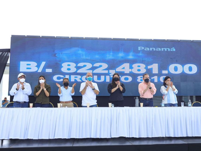 Gobierno Nacional evalúa mecanismos por alza del combustible