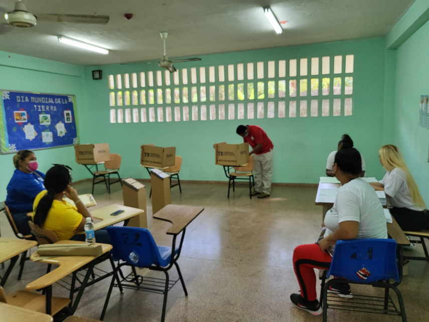 Las elecciones de Realizando Metas no contaba con la supervisión oficial del Tribunal Electoral