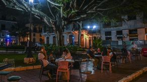 Unos 1