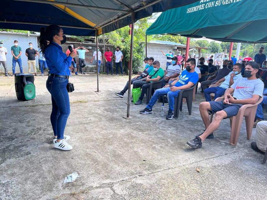 El MITRADEL dio una orientación para la vida laboral y el trabajo a los jóvenes de Bugaba que están en busca de una inserción laboral.