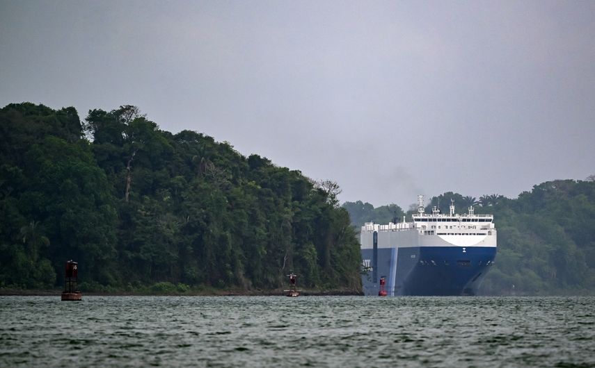 El Canal de Panamá realizará vertidos controlados en el lago Gatún