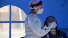 Colombia supera los 50.000 muertos por covid-19