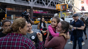 Nueva York asigna 2.400 millones de dólares para tratar tema de migración