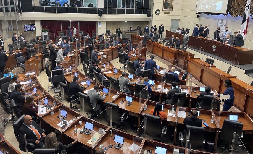 Asamblea Nacional debate ley sobre revocatoria de mandato