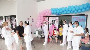 Durante la jornada, la Alcaldía de David indicó que se practicaron 23 exámenes de mama, 15 pruebas de papanicolau, se aplicaron 106 dosis de diferentes tipos de vacunas, incluyendo contra el COVID-19.