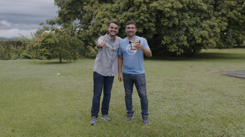 En el último episodio de Creando Ando, Juan Iván Domínguez, fundador de Chorizos Manané, compartió junto a Paco Vásquez la inspiradora historia de su negocio. En el último episodio de Creando Ando, Juan Iván Domínguez, fundador de Chorizos Manané, compartió junto a Paco Vásquez la inspiradora historia de su negocio. 