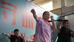 Los campamentos para adelgazar triunfan en China