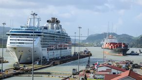 Canal de Panamá: Error humano causó desbordamiento de agua en las esclusas de Gatún