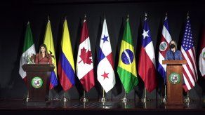 La ministra panameña señaló que sólo en enero de 2021 llegaron a Panamá alrededor de mil migrantes irregulares, mientras que, el pasado mes de julio, el número se elevó a casi 20,000.