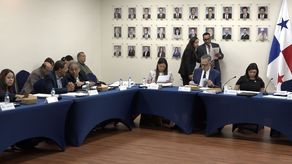 La mesa de salario mínimo intenta alcanzar acuerdos.