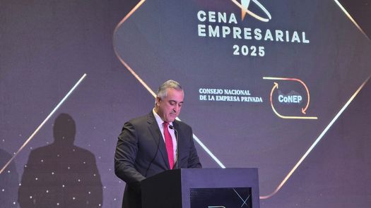Gabriel Diez: Salario mínimo debe ser sostenible para familias y empresas