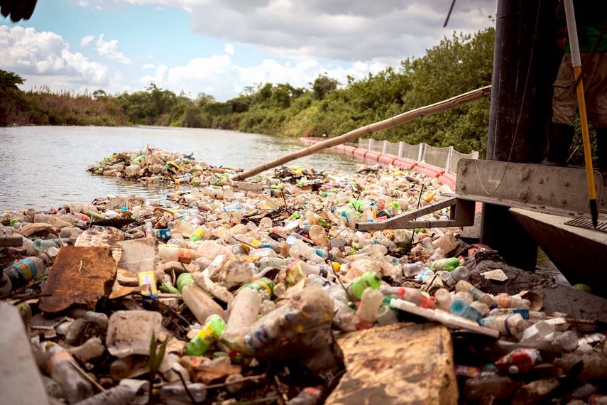 Hoja de ruta de acción para los plásticos en Panamá, busca reducir la contaminación