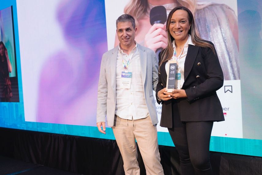 Medcom y Gio Aleman brillan en Digital Media LATAM: Premio a la innovación digital. Medcom y Gio Aleman brillan en Digital Media LATAM: Premio a la innovación digital.
