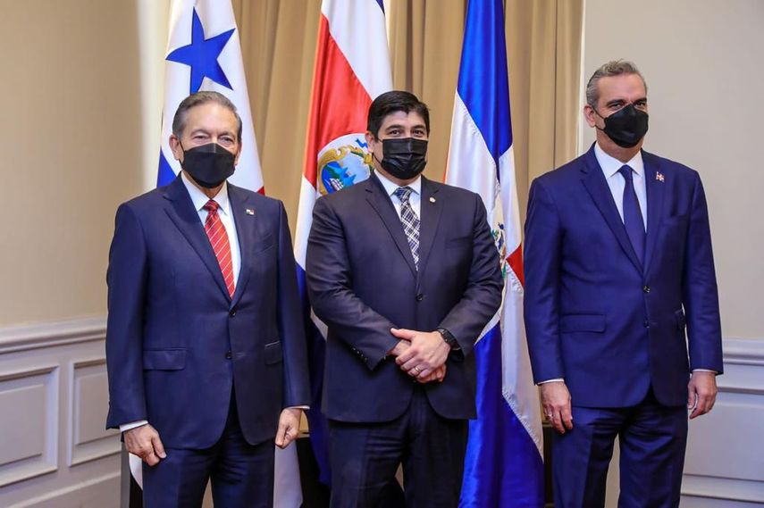 Presidente de Panamá, Laurentino Nito Cortizo, participó en cumbre tripartita en Costa Rica.