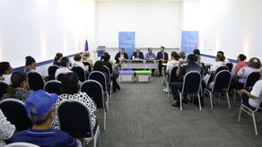 Los docentes acudieron a la Defensoría por segundo día consecutivo.