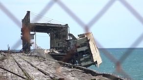 El nuevo muelle de Barú sustituye la antigua estructura que por falta de mantenimiento se fue deteriorando y luego producto de algunos movimientos sísmicos colapsó en varias de sus partes.