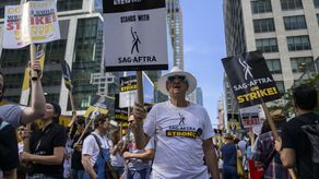 La industria del entretenimiento en Estados Unidos se mantiene en pie de guerra