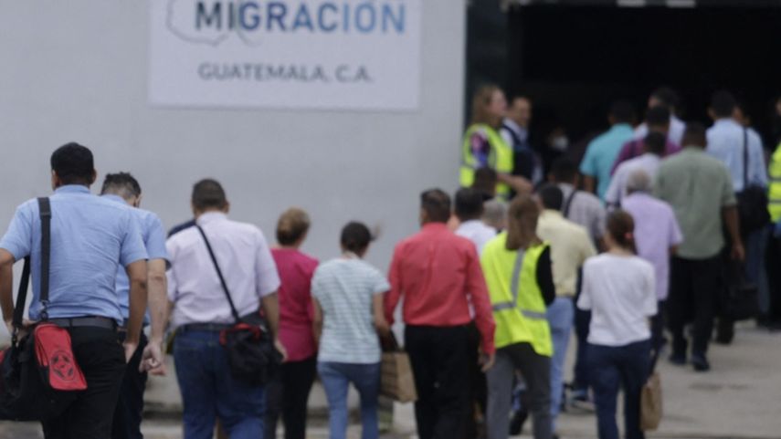 Nicaragua libera a 135 presos políticos y los envía a Guatemala