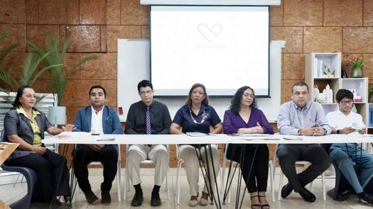 El lema de esta cuarta versión de la feria del libro organizada por el colegio San Agustín de David es Leer para vivir mejor.