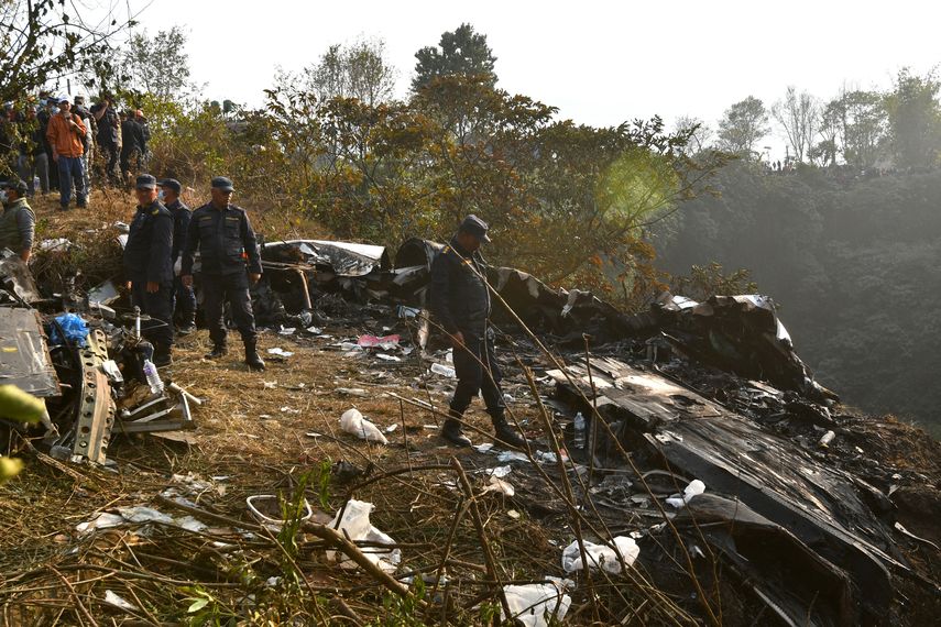 Al menos 67 muertos en accidente de avión en Nepal. AFP