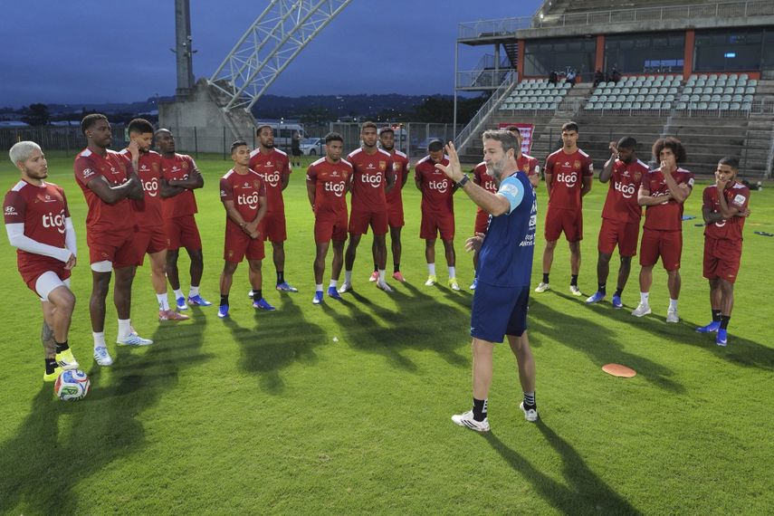 El defensa Michael Amir Murillo destacó la importancia para la preparación de la selección de Panamá que tendrán los partidos amistosos contra Sudáfrica. El defensa Michael Amir Murillo destacó la importancia para la preparación de la selección de Panamá que tendrán los partidos amistosos contra Sudáfrica.