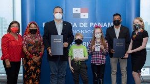 Fue pactado entre el Ministerio de Cultura (MiCultura) y la Sociedad S.O.S Albinos.