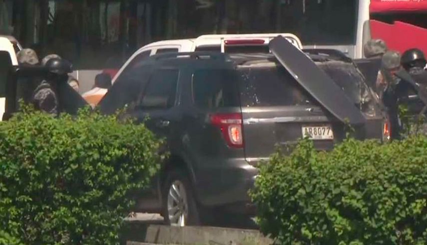 Alrededor de las 11:15 a.m. de hoy, la Policía Nacional llevó a cabo una persecución policial a una camioneta desde Punta Pacífica hasta la vía Ricardo J Alfaro (Tumba Muerto), logrando su detención cerca de la empresa Gold Mills. Alrededor de las 11:15 a.m. de hoy, la Policía Nacional llevó a cabo una persecución policial a una camioneta desde Punta Pacífica hasta la vía Ricardo J Alfaro (Tumba Muerto), logrando su detención cerca de la empresa Gold Mills.