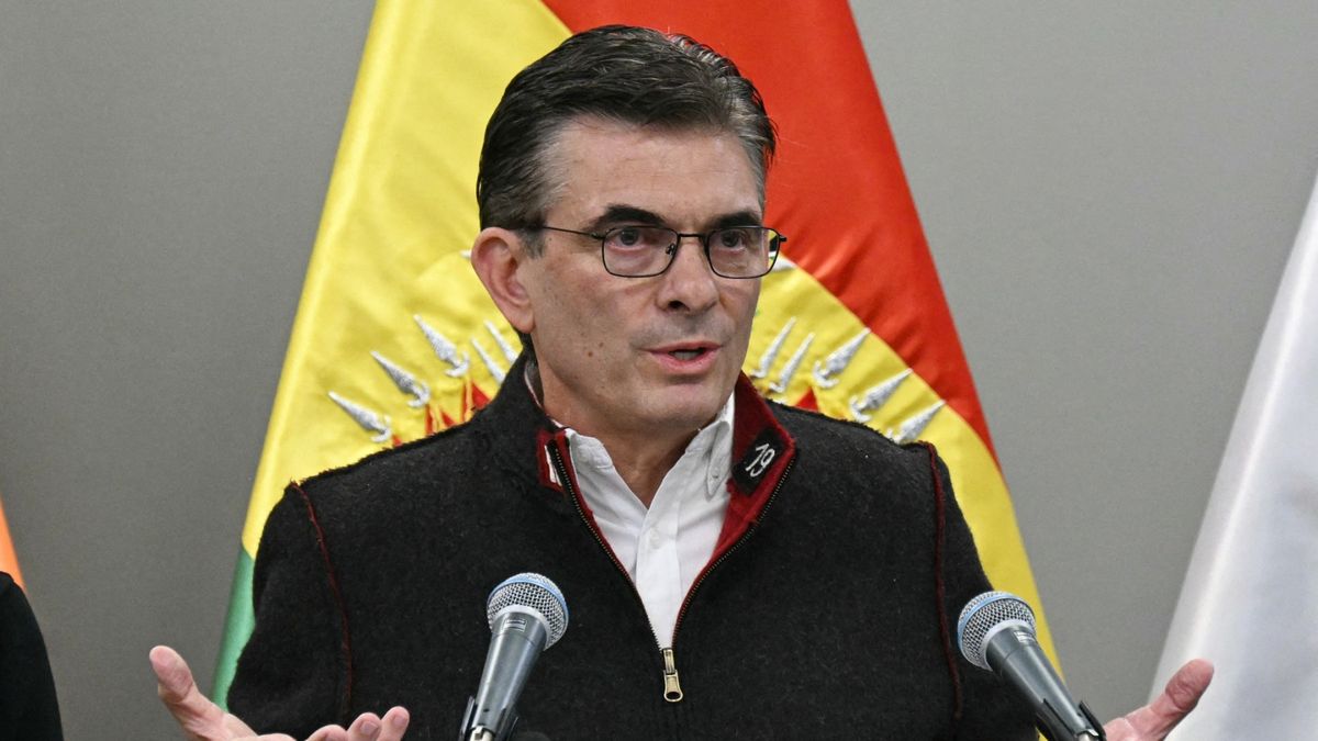 Presidente de Bolivia reorganizará su gobierno para frenar protestas Presidente de Bolivia reorganizará su gobierno para frenar protestas