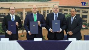 Medios de comunicación firman convenio para debates presidenciales