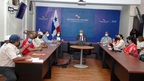 Técnicos de Control de Vectores levantan