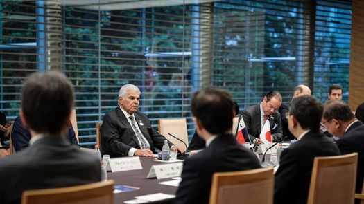Panamá y Japón avanzan en inversión, tecnología y transporte aéreo