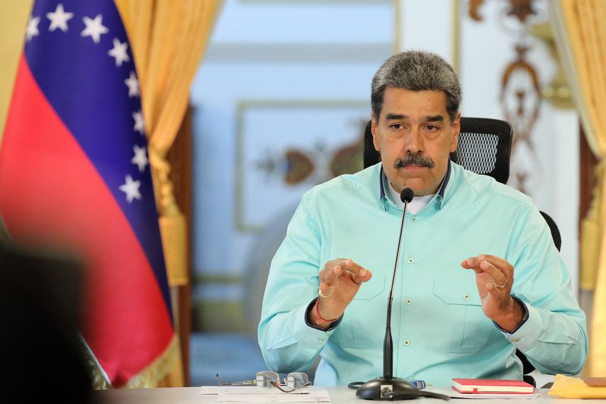 Maduro acusa a Trump de financiar una "conspiración" contra Venezuela Maduro acusa a Trump de financiar una "conspiración" contra Venezuela