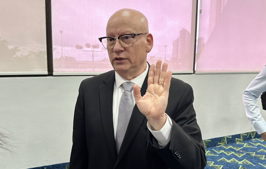 José Raúl Mulino pide austeridad en la ceremonia de posesión José Raúl Mulino pide austeridad en la ceremonia de posesión