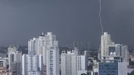 El Sistema Nacional de Protección Civil (Sinaproc) extendió el aviso de prevención por lluvias, tormentas eléctricas y vientos en todo el territorio nacional y ambos sectores marítimos hasta las 11:59 p.m. del miércoles 21 de octubre de 2026.