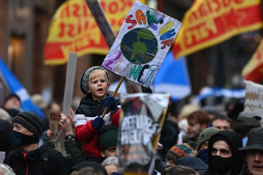 Cambio climático reúne a miles de jóvenes en Glasgow