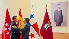 Ministro Julio Moltó lideró misión comercial a España para atraer inversión