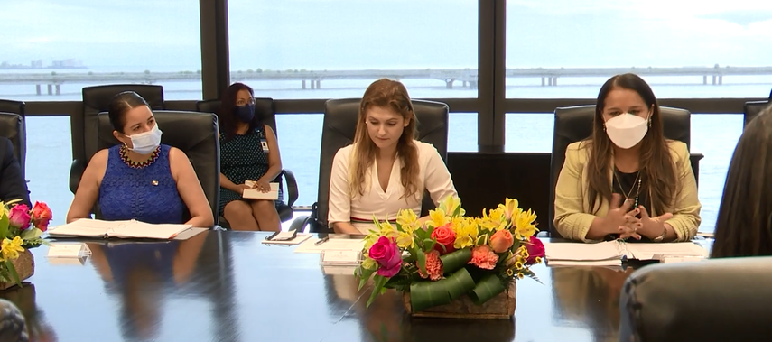 De igual forma, las ministras de Panamá y El Salvador destacaron la relevancia de la agenda de equidad de género