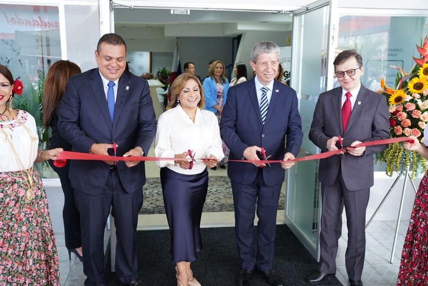 Las nuevas instalaciones están ubicadas en la avenida F Sur de David.