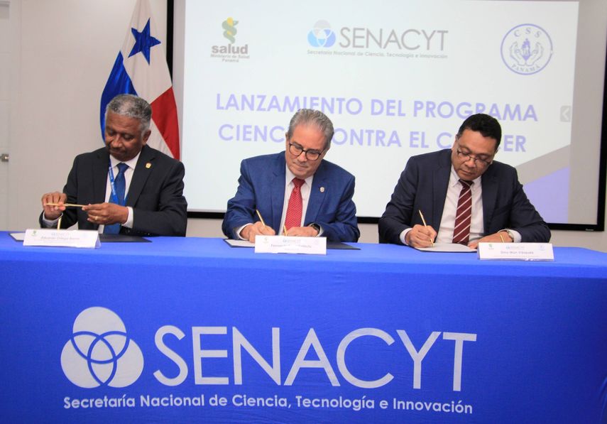 La lucha contra el cáncer en Panamá da un giro estratégico con el lanzamiento del Programa Ciencia contra el Cáncer (PC3), una alianza sin precedentes entre la Secretaría Nacional de Ciencia, Tecnología e Innovación (Senacyt), el Ministerio de Salud (Minsa) y la (CSS). La lucha contra el cáncer en Panamá da un giro estratégico con el lanzamiento del Programa Ciencia contra el Cáncer (PC3), una alianza sin precedentes entre la Secretaría Nacional de Ciencia, Tecnología e Innovación (Senacyt), el Ministerio de Salud (Minsa) y la (CSS).