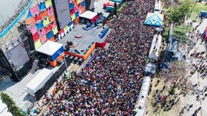 La Alcaldía de Panamá emitió un decreto municipal que establece los horarios, regulaciones y restricciones que regirán durante el Festival Carnavalístico Volumen Caribe 2026, evento que se desarrollará del 13 al 17 de febrero en la Cinta Costera y la avenida Balboa.