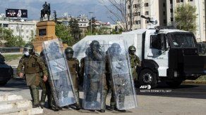 Piñera condena violencia policial durante protestas en Santiago de Chile