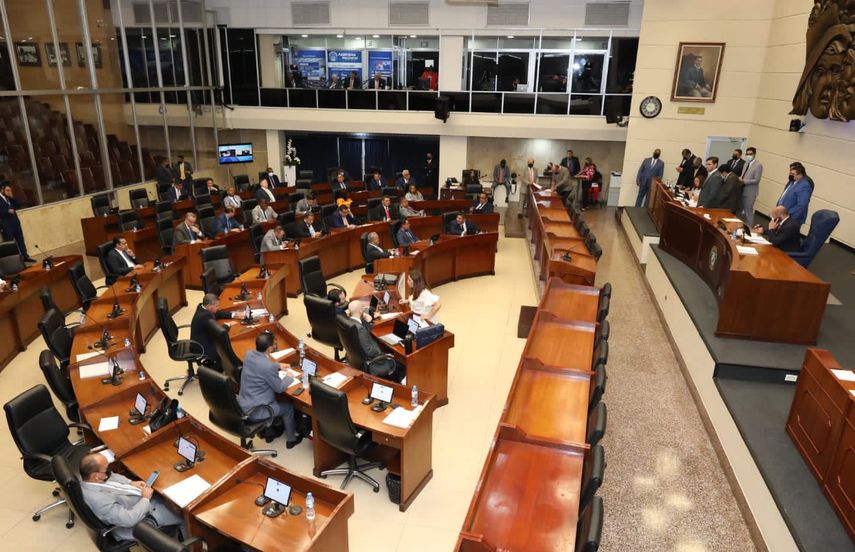 Asamblea inicia debate sobre proyecto de extinción de dominio.