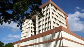 Alcaldía de Panamá abre inscripciones para programa de recolección de vehículos abandonados